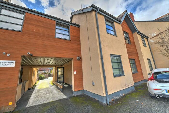 2 Bedroom Apartment To Rent In Rhuddlan Road, Abergele, LL22