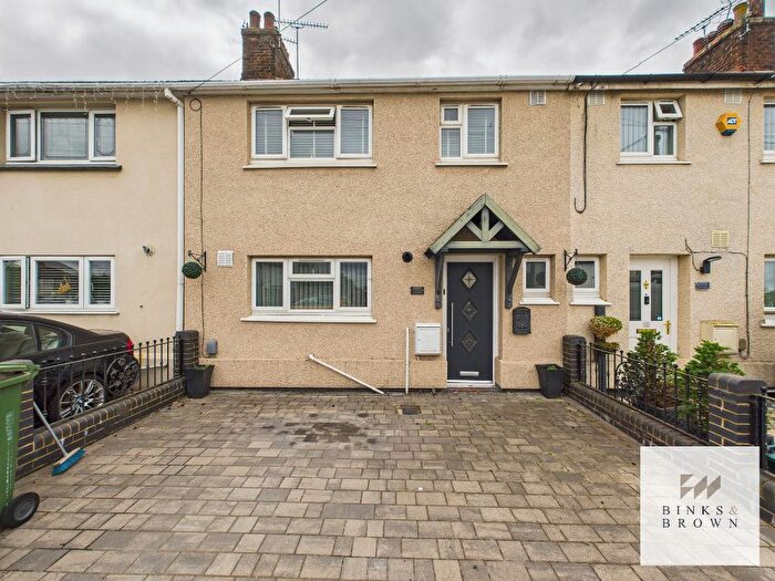 3 Bedroom Terraced House To Rent In Lister Road, Tilbury, Essex, RM18