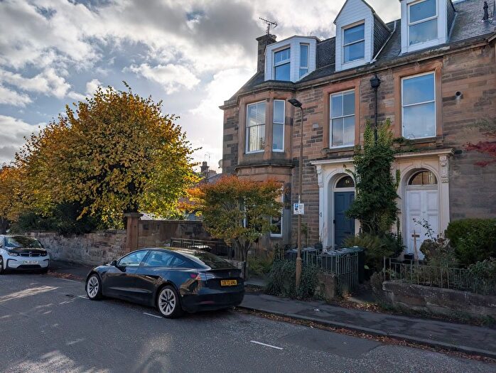 2 Bedroom Flat To Rent In Marchhall Crescent, Edinburgh, EH16
