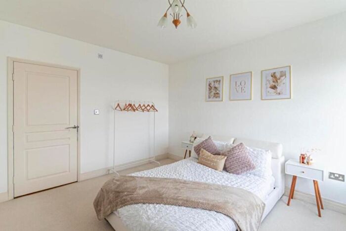 2 Bedroom Apartment For Sale In Upper College Street, Nottingham, NG1