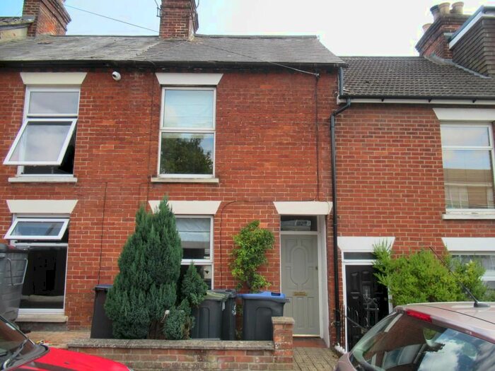 3 Bedroom Terraced House To Rent In Wyndham Road, Salisbury, SP1