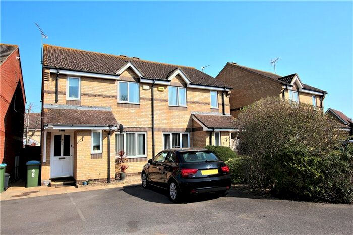 3 Bedroom Semi-Detached House To Rent In Lilac Close, Littlehampton, West Sussex, BN17