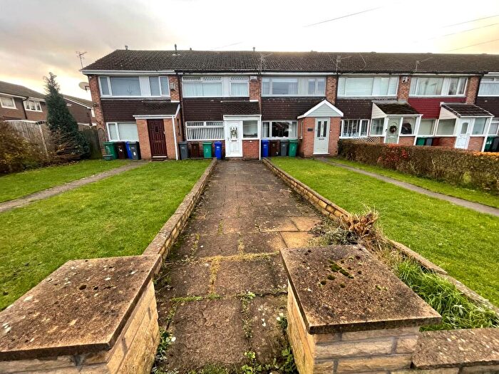 3 Bedroom Terraced House For Sale In Dartington Close, Manchester, M23