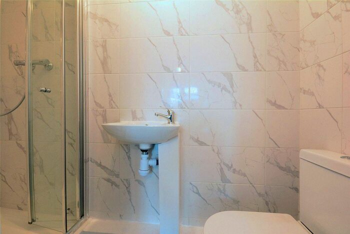 Studio To Rent In Fawcett Close, Battersea, London, SW11