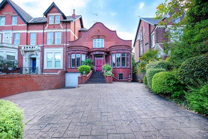 4 Bedroom Detached House For Sale In Scarisbrick New Road, Southport, Merseyside, PR8