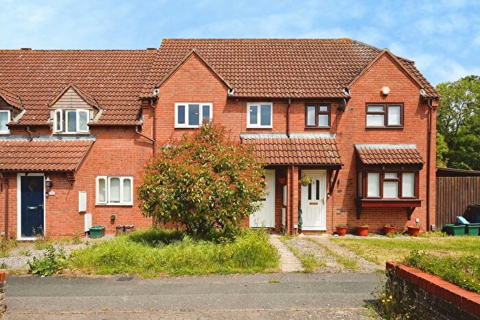 3 Bedroom Terraced House For Sale In Apperley Drive, Quedgeley, Gloucester, Gloucestershire, GL2