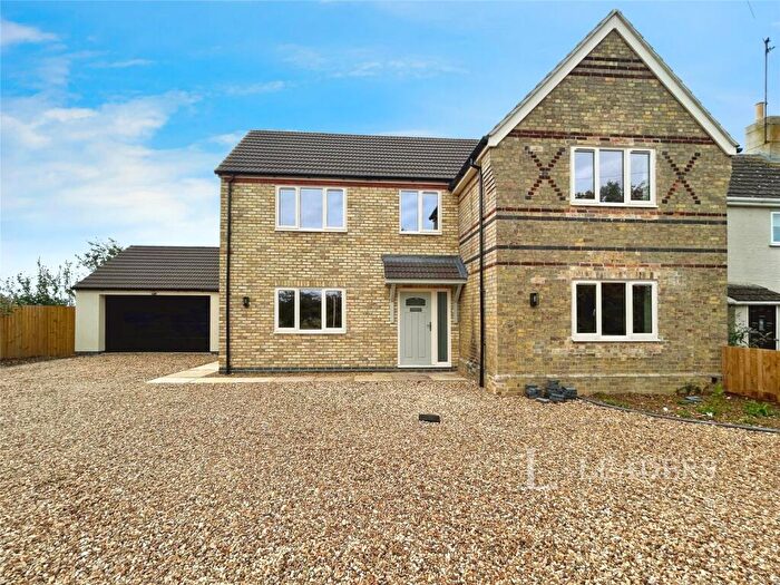 5 Bedroom Detached House To Rent In Stowe Road, Greatford, PE9
