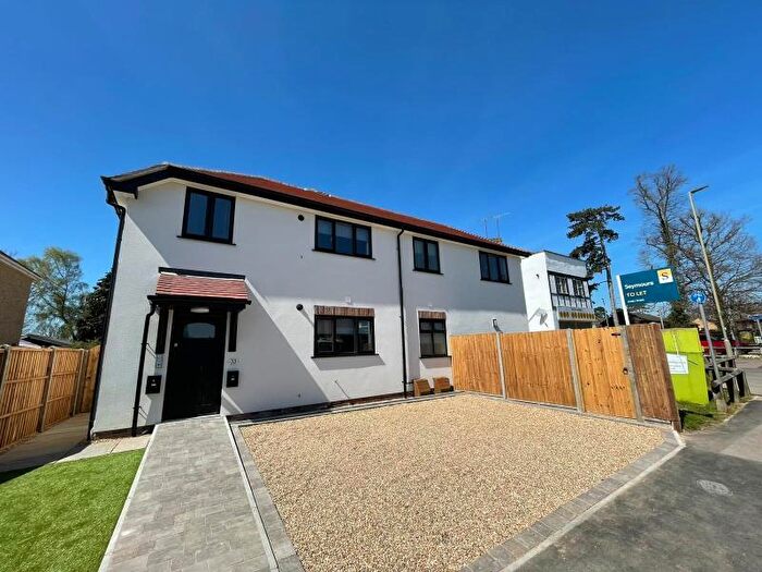 2 Bedroom Apartment To Rent In St. Johns, Woking, GU21