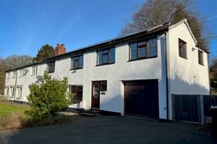 5 Bedroom House To Rent In Hednesford Road, Rugeley, WS15