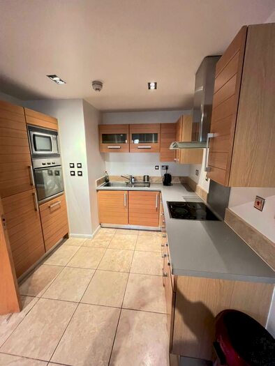 1 Bedroom Apartment To Rent In City Tower, Limeharbour, Crossharbour, South Quay, London, E14