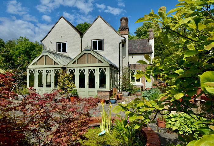 6 Bedroom Detached House For Sale In Rowfant Cottage, Wallage Lane, Crawley, West Sussex, RH10