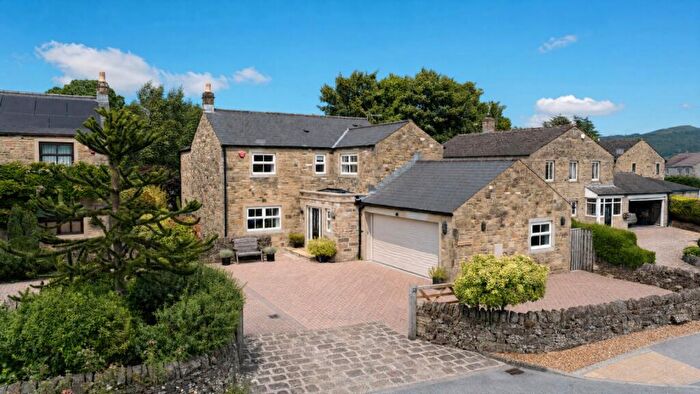 5 Bedroom Detached House For Sale In Hellifield Road, Gargrave, Skipton, North Yorkshire, BD23
