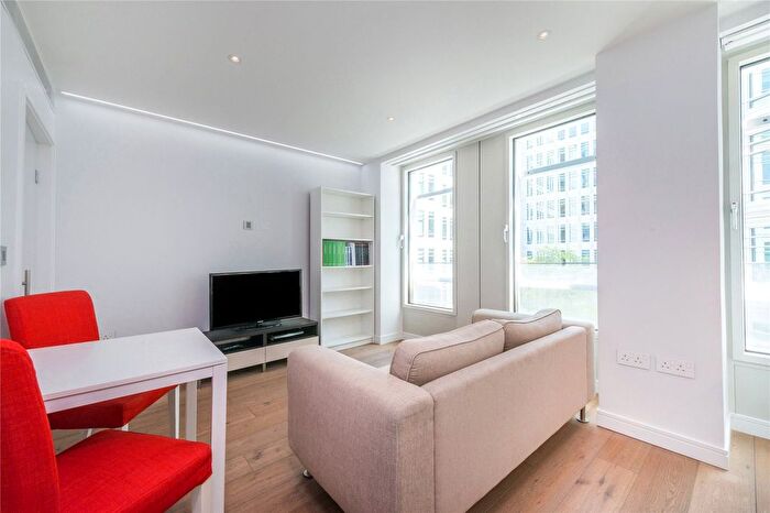 1 Bedroom Flat For Sale In Central St. Giles Piazza, Covent Garden, WC2H