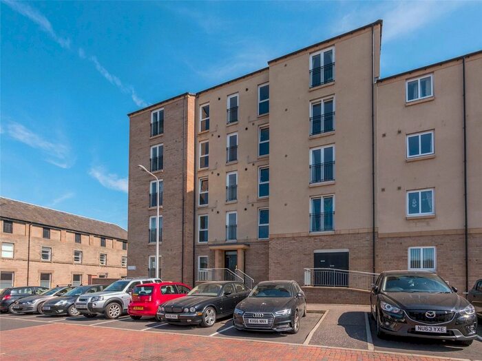 2 Bedroom Flat To Rent In Flaxmill Place, Edinburgh, Midlothian, EH6