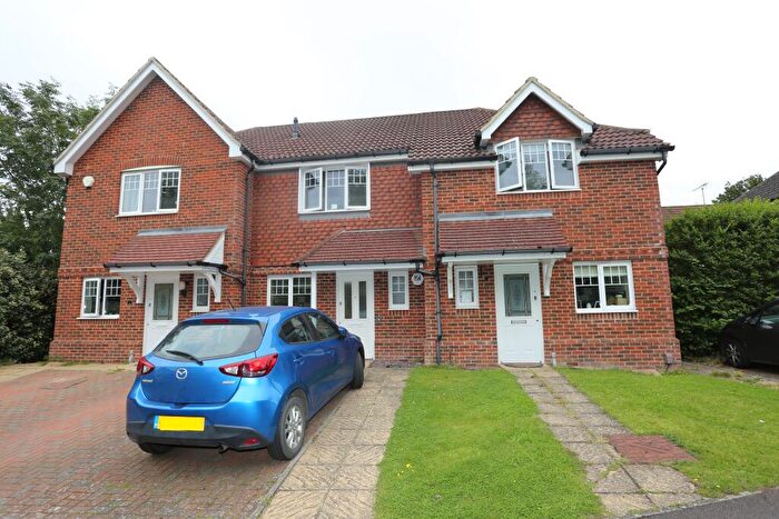 2 Bedroom Terraced House To Rent In Heather Hill Close, Earley, Reading, RG6