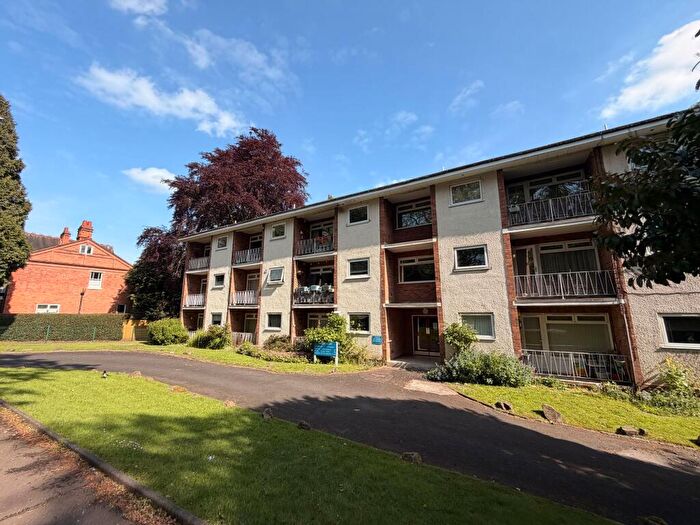 1 Bedroom Flat To Rent In Manor Road, Sutton Coldfield, B73