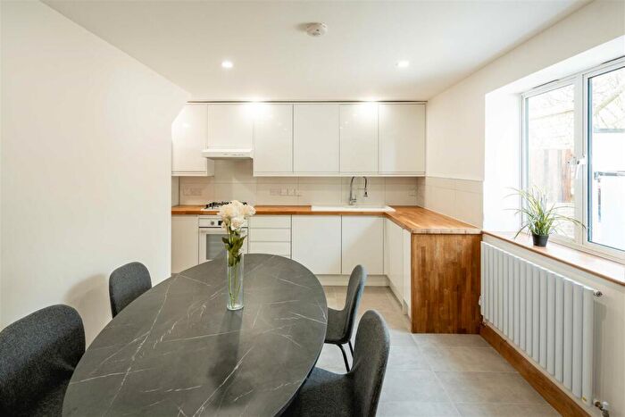 2 Bedroom Apartment To Rent In Abercorn Place, St John's Wood, London, NW8