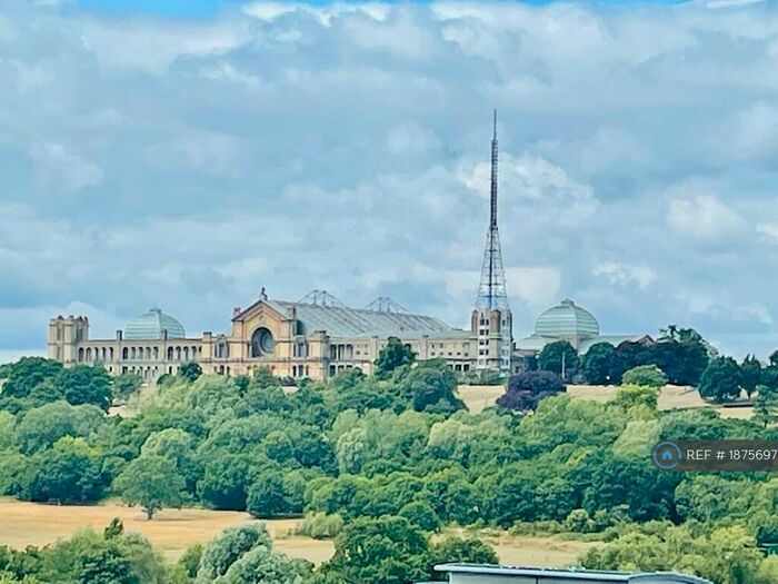 2 Bedroom Flat To Rent In Blenheim Mansions, London, N8