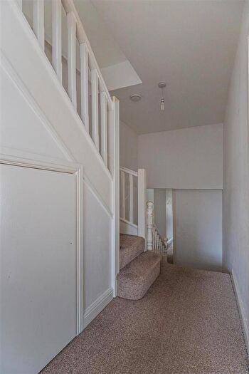 2 Bedroom Apartment To Rent In Wyndham Crescent, Canton, CF11