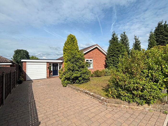 2 Bedroom Detached Bungalow For Sale In Bollinbarn Drive, Macclesfield, SK10