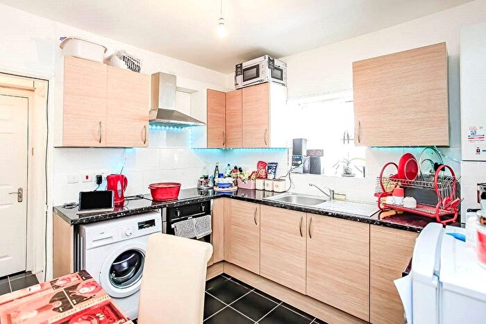 1 Bedroom Flat To Rent In St. Albans Road, Watford, Hertfordshire, WD24