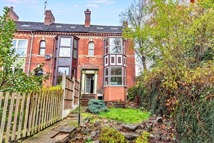 3 Bedroom Town House For Sale In Hawthorn Terrace, Leek, Staffordshire, ST13