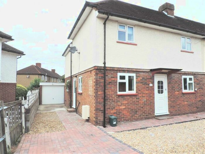 4 Bedroom Semi-Detached House To Rent In Northway, Guildford, GU2
