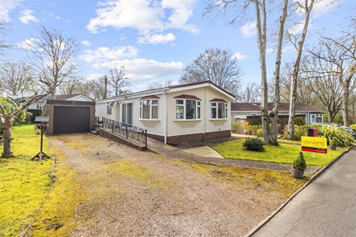 2 Bedroom Park Home For Sale In Deanland Wood Park, Golden Cross, Hailsham, BN27