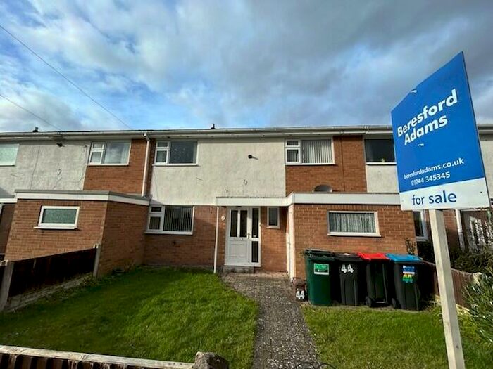 3 Bedroom End Of Terrace House To Rent In Darlington Crescent, Saughalll, CH1