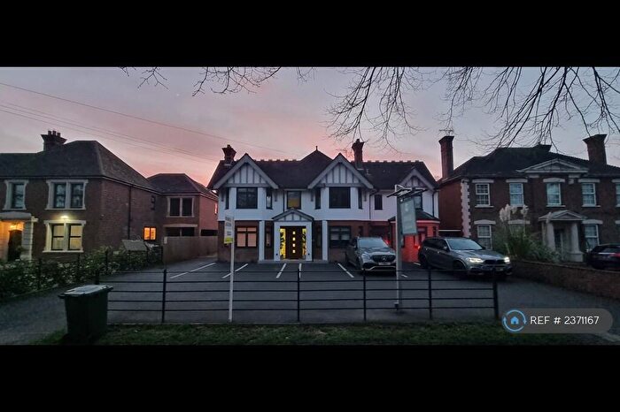 1 Bedroom Flat To Rent In Oxford Road, Banbury, OX16