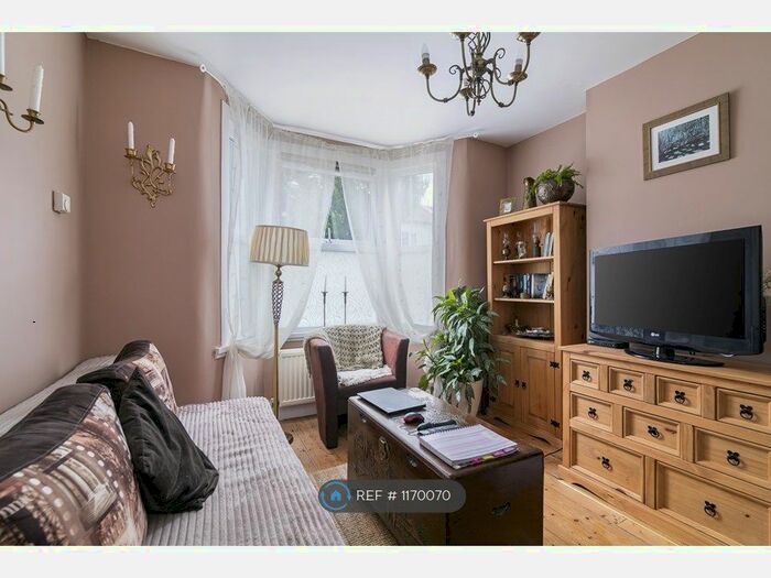 2 Bedroom Terraced House To Rent In Goldsmith Road, London, E17