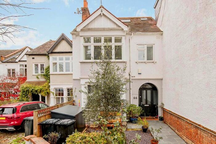 5 Bedroom Terraced House To Rent In Midhurst Road, Ealing, London, W13