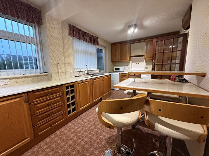 4 Bedroom Detached House For Sale In Sibland Road, Thornbury, BS35