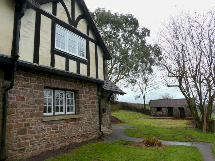 2 Bedroom Semi-Detached House To Rent In Stoodleigh, Tiverton, EX16