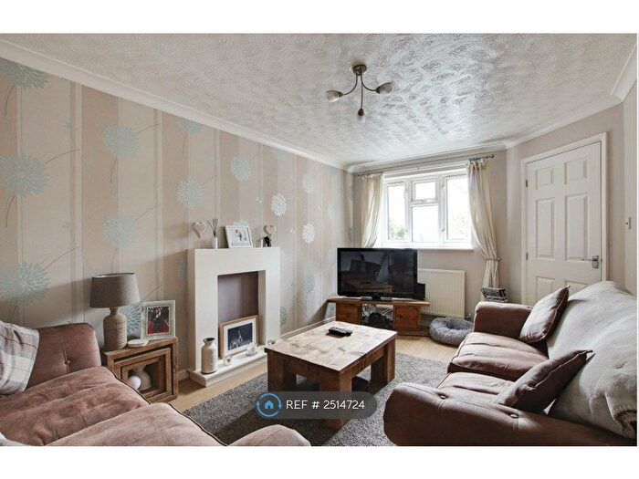 2 Bedroom Terraced House To Rent In Thornthwaite Close, West Bridgford, Nottingham, NG2