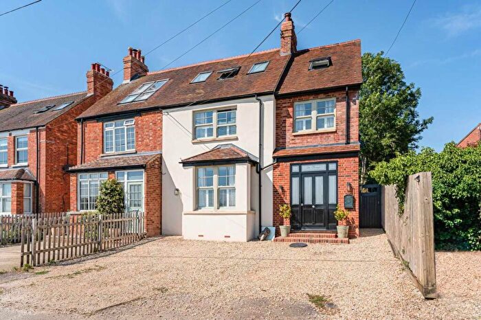 5 Bedroom Semi Detached House For Sale In Cuddesdon Road, Horspath, OX33