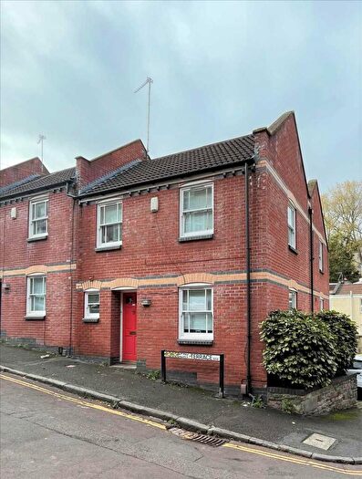7 Bedroom Terraced House To Rent In John Carrs Terrace, BS8
