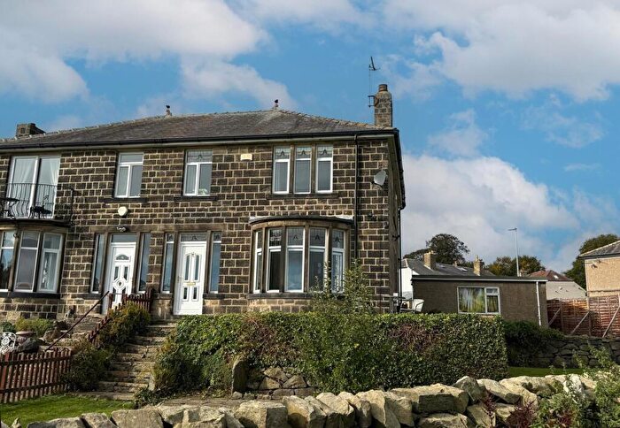3 Bedroom Semi-Detached House For Sale In East Parade, Steeton, BD20