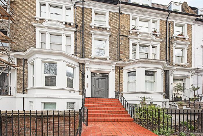 Studio To Rent In Russell Road, Kensington, W14