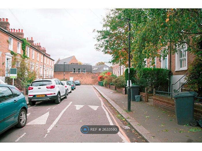 Studio To Rent In Albion Way, London, SE13