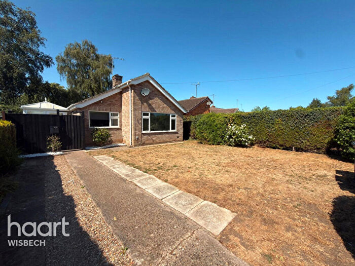 2 Bedroom Detached Bungalow For Sale In Rhone Place, Wisbech, PE13