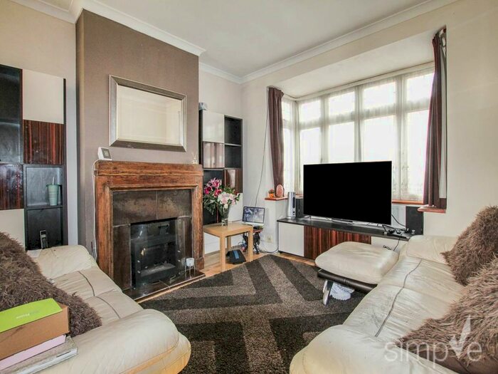 3 Bedroom Property To Rent In Burns Avenue, Southall, Middlesex, UB1