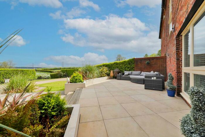4 Bedroom Terraced House For Sale In Westfield Road, Barton-Upon-Humber, DN18
