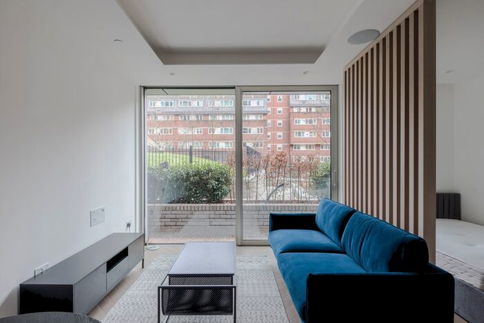 Studio To Rent In The Haydon, London, EC3N