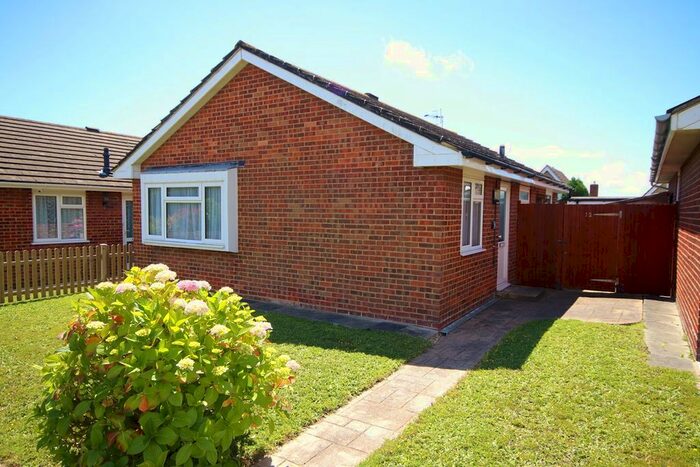 2 Bedroom Bungalow To Rent In Woodland Rise, Bexhill-On-Sea, TN40