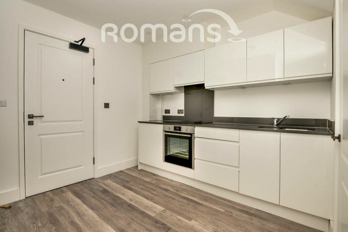 Apartment To Rent In Lyon Way, Camberley, GU16