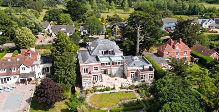3 Bedroom Apartment For Sale In Cowes, Isle Of Wight, PO31