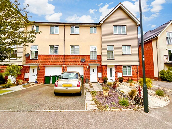 4 Bedroom Terraced House For Sale In Grayrigg Road, Crawley, West Sussex, RH10