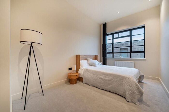 2 Bedroom Flat For Sale In Talent Factory Apartments, Barmeston Road, London, SE6