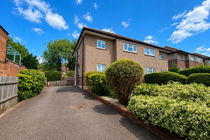 2 Bedroom Maisonette To Rent In Windsor Drive, Orpington, BR6